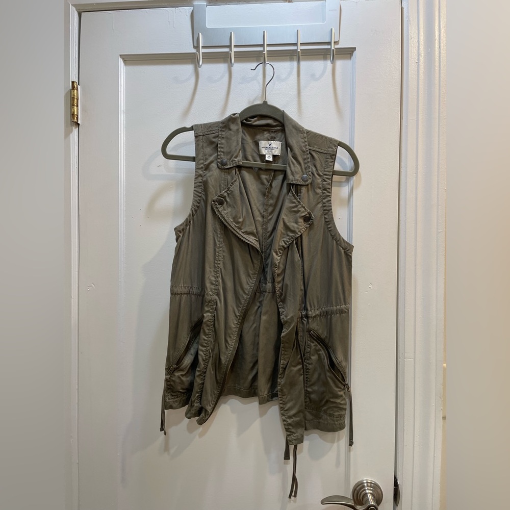 American Eagle Vest